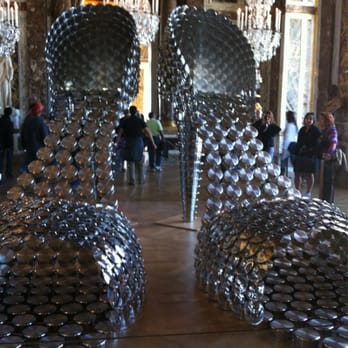 Château de Versailleo - Huge shoes art display completely made up of cooking pots and pans! - Landmarks & Historical Buildings Near Me - Versailles, 78