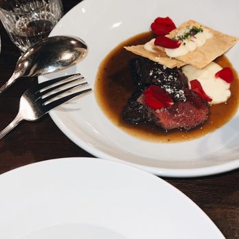 Il Nido - Italian Near Me - Seattle, Washington
