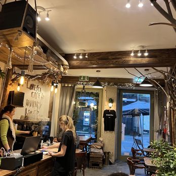 Floresta Cafe By Hungry Biker - Breakfast & Brunch Near Me - Porto, 13