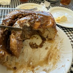 Caramel Pecan Roll