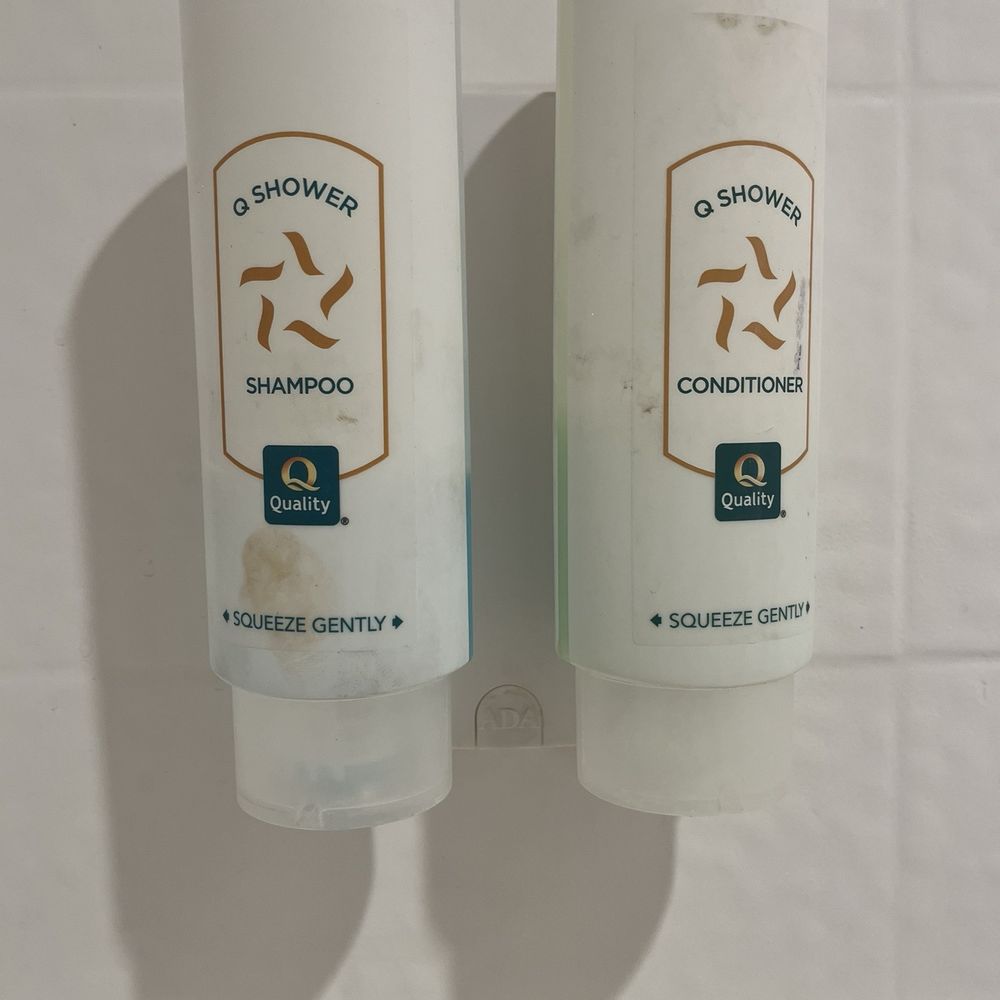 Quality Inn Downey - Stain on shampoo bottle - Hotels Near Me - Downey, California Quality Inn Downey - Stain on shampoo bottle - Hotels Near Me - Downey, California