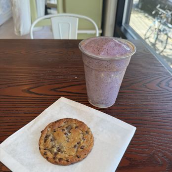 Baskette - Cafes Near Me - Seattle, Washington