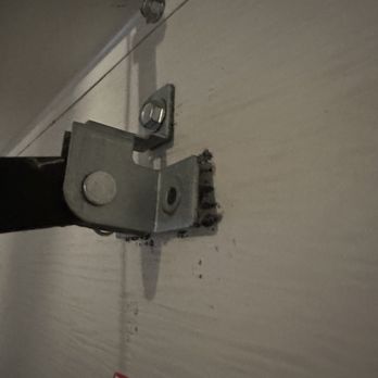Premium Garage Doors - Poor quality installation - Garage Door Services Near Me Premium Garage Doors - Poor quality installation - Garage Door Services Near Me