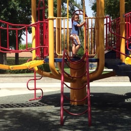 Nice large playground for 4+ age. Nice large playground for 4+ age.