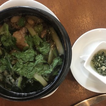 MW Restaurant - Oxtail , Corned Beef , Pork Belly Soup - New American Near Me - Honolulu, Hawaii