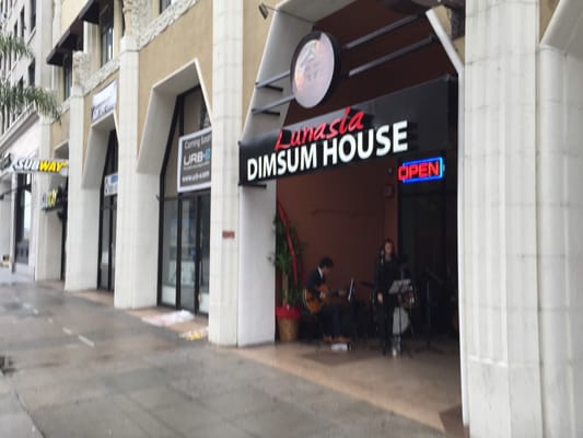 Lunasia Pasadena - MOVED TO NEW LOCATION AT COLORADO AND LAKE by null