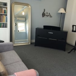 Melissa Treinkman Vocal Coach - The music studio!