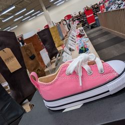 DSW Designer Shoe Warehouse