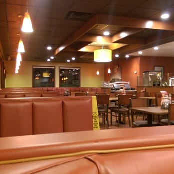 Denny's - Awesome atmosphere - American Near Me - Rosenberg, Texas