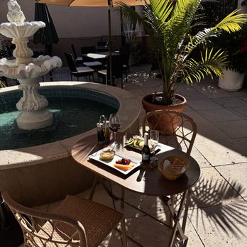 Art Garden Cafe - Italian Near Me - Venice, Florida Art Garden Cafe - Italian Near Me - Venice, Florida