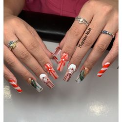 Moschino Nails