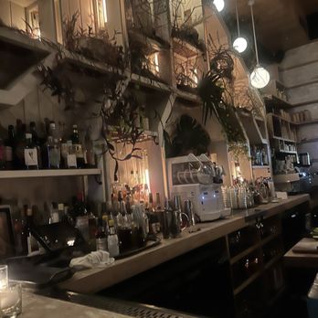 Sisters - Decor at Sisters - Music Venues Near Me - Brooklyn, New York