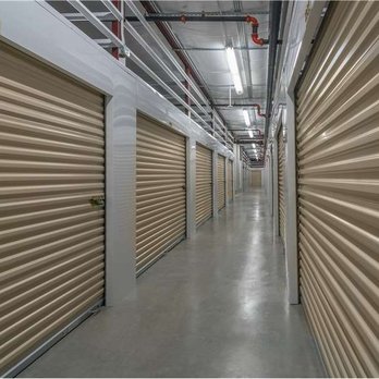 Extra Space Storage - Exterior Units - Self Storage Near Me - Kissimmee, Florida