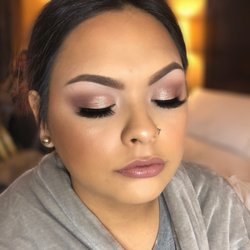 GlambyTL - Soft bridesmaid glam