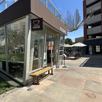 Tilt Coffee - Outside - Coffee & Tea Near Me - Los Angeles, California