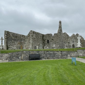 Clonmacnoise - Landmarks & Historical Buildings Near Me