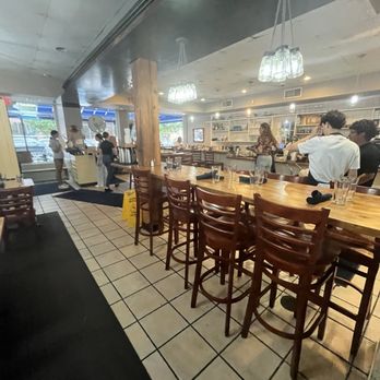 Half & Half - Entrance - Breakfast & Brunch Near Me - St. Louis, Missouri