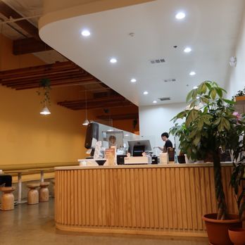 Heybings - inside - Desserts Near Me - Costa Mesa, California