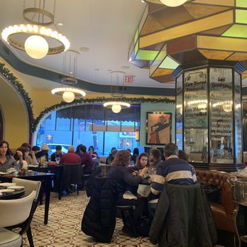 Marseille - Decor - so cozy - French Near Me - New York, New York Marseille - Decor - so cozy - French Near Me - New York, New York