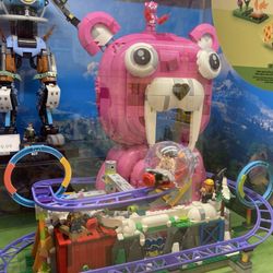 Lego Store