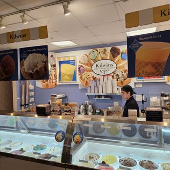 Kilwins Ice Cream - Chocolate - Fudge - Ice cream by the bucketful - Candy Stores Near Me - Portsmouth, New Hampshire