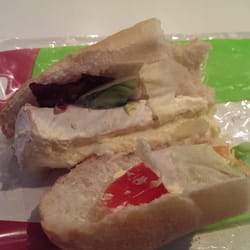 Karl - Le sandwich acheté.