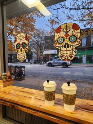 'L' Cafecito Jumping Bean by null