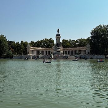 Parque Del Retiro - Parks Near Me - Madrid, M