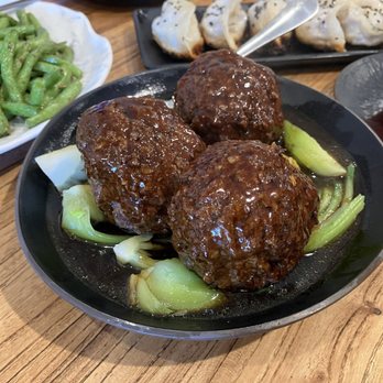 Bao Bao dumpling - Lion's Head Meatball - Chinese Near Me - San Francisco, California