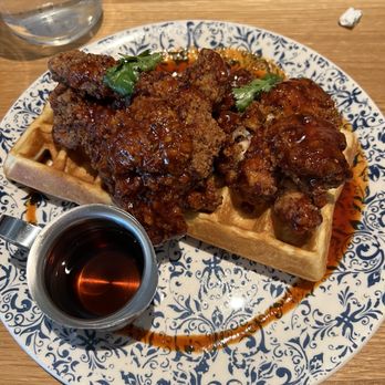 Tupelo Honey - Sriracha and honey chicken and waffles - Southern Near Me - Omaha, Nebraska Tupelo Honey - Sriracha and honey chicken and waffles - Southern Near Me - Omaha, Nebraska