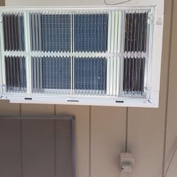 Kelly installed this AC unit. Great work! Kelly installed this AC unit. Great work!