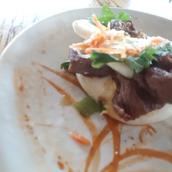 PhoNatic - Round Rock - Banh mi slider opened - Vietnamese Near Me - Round Rock, Texas