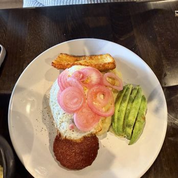 GiGi's Cafe - Tres Golpes - Cafes Near Me - Cedar Grove, New Jersey