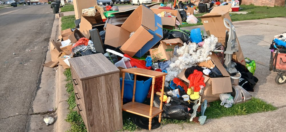 Iowa Junk Removal - tree service in Cedar Rapids, IA