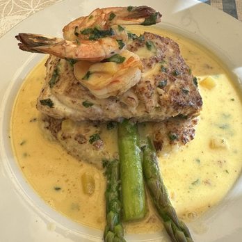 Sandbar & Grill - Fresh Halibut - Seafood Near Me - Monterey, California Sandbar & Grill - Fresh Halibut - Seafood Near Me - Monterey, California