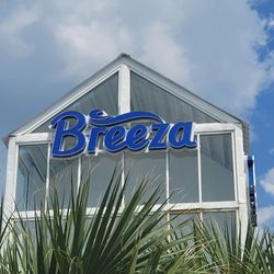 Breeza Beachwear - Breeza Exterior Photo 3