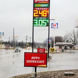 Pilot Travel Center - Signage