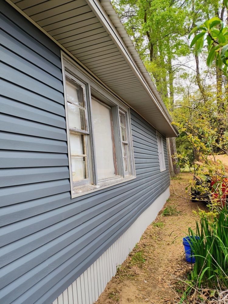 Slide of Pruitt's Roofing