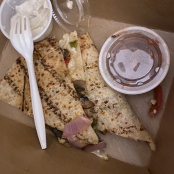 Lota Veco - Mushroom Quesadilla with vegan sour cream and salsa. - Vegan Near Me - East Northport, New York Lota Veco - Mushroom Quesadilla with vegan sour cream and salsa. - Vegan Near Me - East Northport, New York
