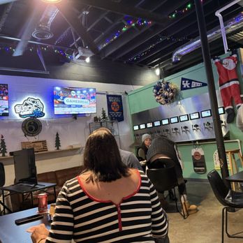 Pourter's Self Service Taphouse - The tap wall is fab! - Beer Bar Near Me - Frankfort, Kentucky Pourter's Self Service Taphouse - The tap wall is fab! - Beer Bar Near Me - Frankfort, Kentucky