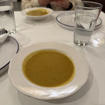 Cafe Everest - Dhaal - Himalayan/Nepalese Near Me - Cleveland, Ohio