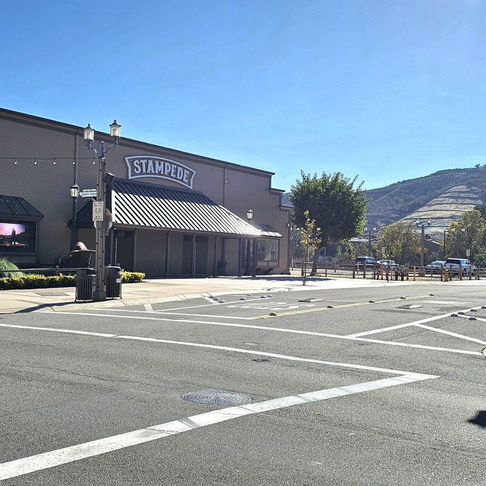 Haven Haus Cafe - Stampede parking for restaurant - Breakfast & Brunch Near Me - Temecula, California