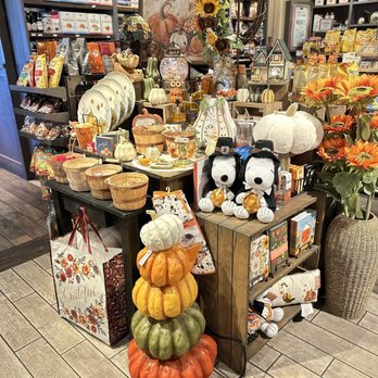 Cracker Barrel Old Country Store - Thanksgiving/ Fall: Pumpkin decorations, Snoopy Stuffed Animal, pillow, books, squirrels, sunflowers, Fall dishes - American Near Me - Camarillo, California Cracker Barrel Old Country Store - Thanksgiving/ Fall: Pumpkin decorations, Snoopy Stuffed Animal, pillow, books, squirrels, sunflowers, Fall dishes - American Near Me - Camarillo, California
