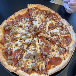 Simple Simon's Pizza - Medium size pizza-pepperoni & Italian sausage. Very good!