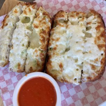 Sunday Gravy - Cheesy Garlic Bread - Italian Near Me - Inglewood, California Sunday Gravy - Cheesy Garlic Bread - Italian Near Me - Inglewood, California