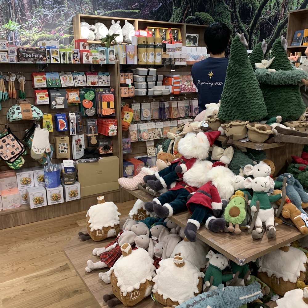 Kinokuniya - Bookstores Near Me - Arcadia, California