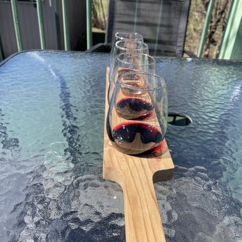 Wichmann Vineyard - Wine flight - Wineries Near Me - Cobden, Illinois