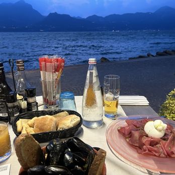 Da Carlo - Venetian Near Me - Torri del Benaco, VR