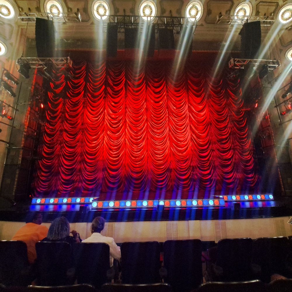 Studebaker Theater - Closed curtains - Performing Arts Near Me - Chicago, Illinois Studebaker Theater - Closed curtains - Performing Arts Near Me - Chicago, Illinois