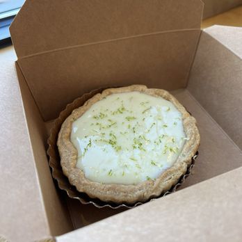 Atticus Market - key lime pie - Grocery Near Me - New Haven, Connecticut Atticus Market - key lime pie - Grocery Near Me - New Haven, Connecticut